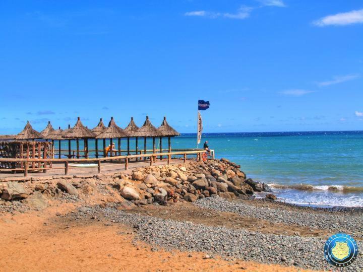 Moderno Apartamento Con Vistas Al Mar Playa Del Aguila  Bagian luar foto