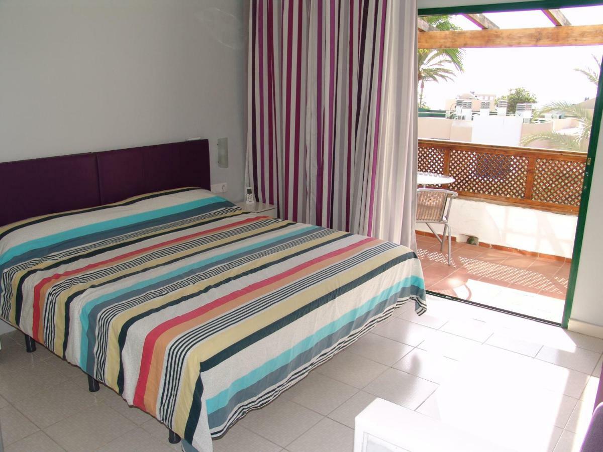 Moderno Apartamento Con Vistas Al Mar Playa Del Aguila  Bagian luar foto