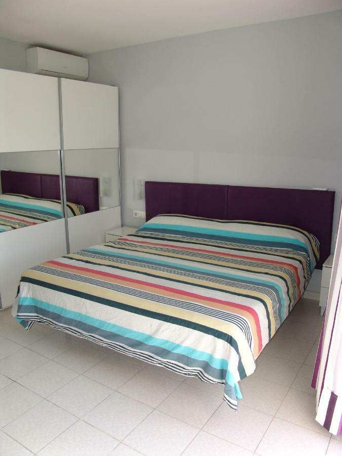 Moderno Apartamento Con Vistas Al Mar Playa Del Aguila  Bagian luar foto